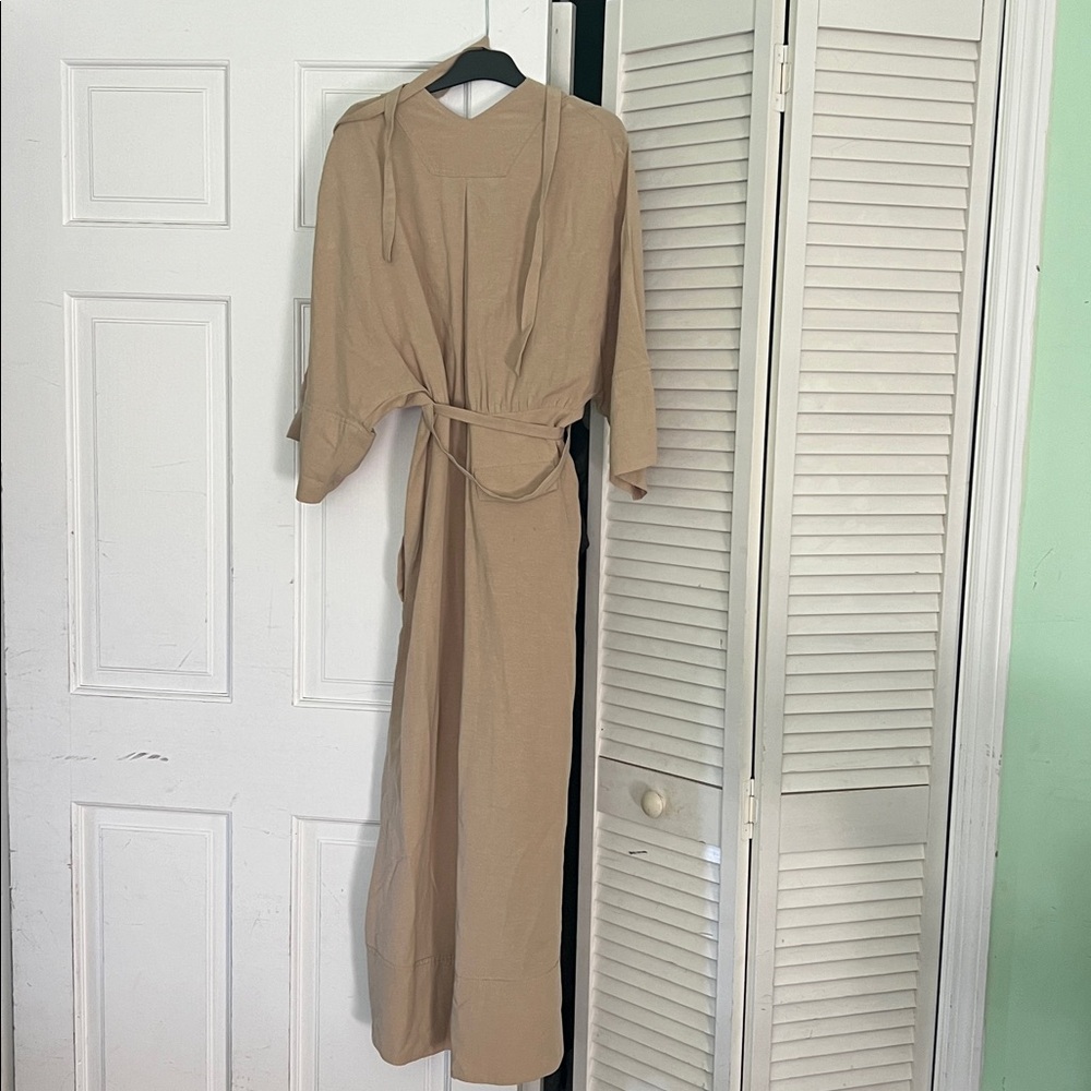 ZARA SRPLS size XS-S: Tan Wrap Dress: never worn - Picture 3 of 9